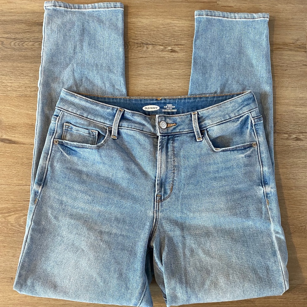 Slim Straight High Rise Jean